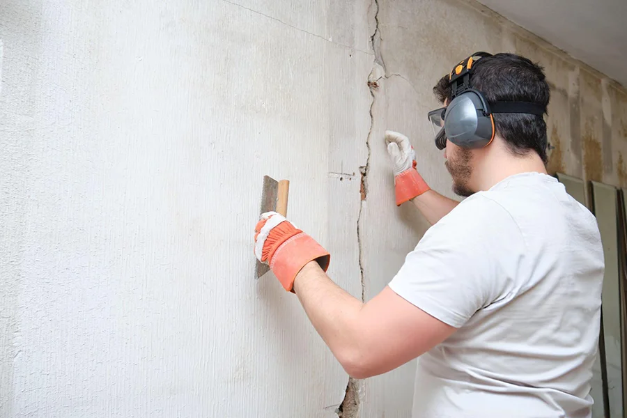 Cracked Wall Repair in Lawrenceburg, TN